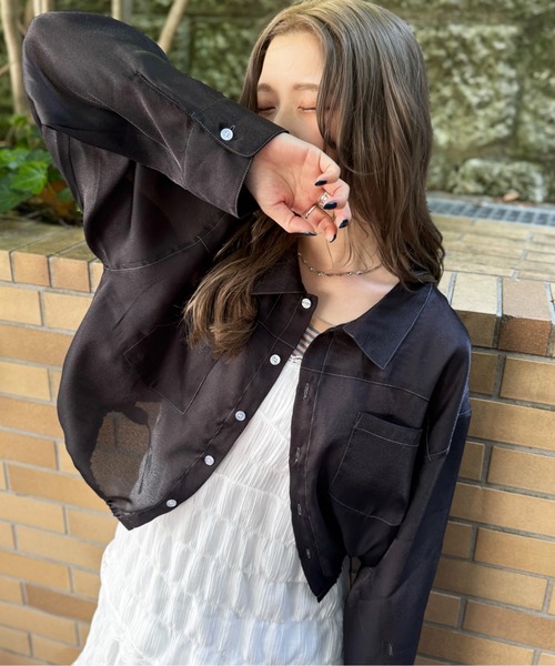 DOUBLE NAME（ダブルネーム）の「ダブルポケットショートシアーシャツ（シャツ/ブラウス・レディース・ブラック/ブルー/シルバー・FREE）」の4枚目の写真