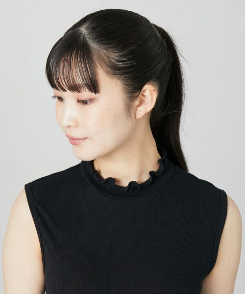 nissen(ニッセン)の「【販売終了】リブハイネックノースリーブインナー(タンクトップ・レディース・グレイッシュベージュ/ブラック・LL/3L/S/M/L)」の4枚目の写真