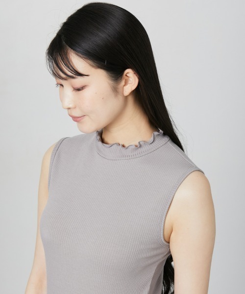 nissen(ニッセン)の「【販売終了】リブハイネックノースリーブインナー(タンクトップ・レディース・グレイッシュベージュ/ブラック・LL/3L/S/M/L)」の14枚目の写真