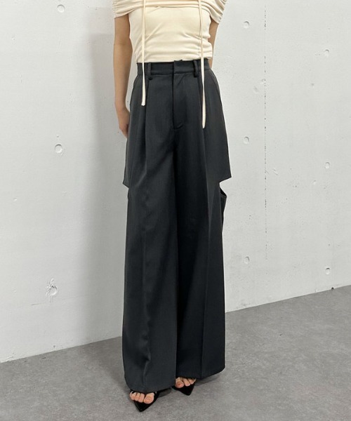 archives(アルシーヴ)の「ベルト付サイドカットスラックス(スラックス・レディース・チャコールグレー/アイボリー/ブラック・MEDIUM)」の4枚目の写真