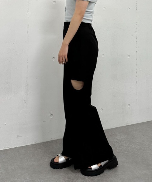 archives(アルシーヴ)の「ベルト付サイドカットスラックス(スラックス・レディース・チャコールグレー/アイボリー/ブラック・MEDIUM)」の22枚目の写真