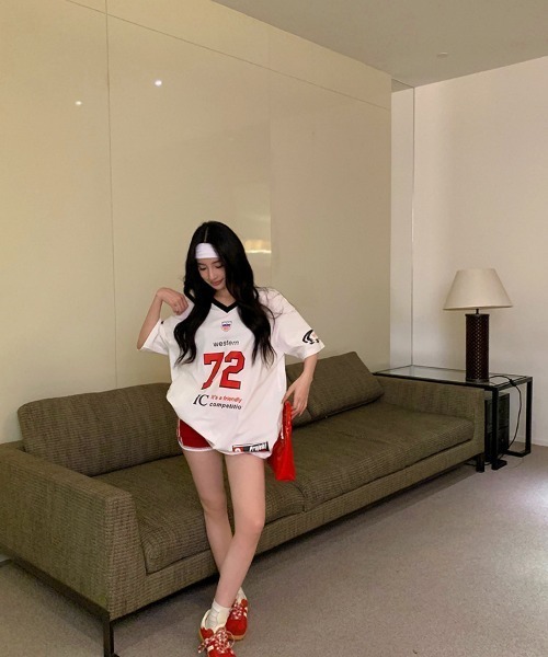 ユニフォームTシャツ ウンチェ ナンバー ブロークコア Y2K 韓国 ルセラ着用 ユニフォームTシャツ ウンチェ ナンバー ブロークコア Y2K 韓国