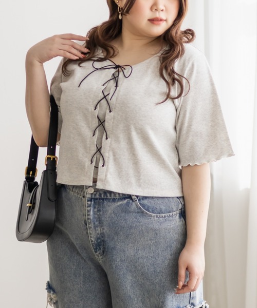 CLETTE(クレット)の「半袖レースアップリブプルオーバー(Tシャツ/カットソー・レディース・チャコールグレー/グレイッシュベージュ/ライトグレー・4L/3L/LL)」の5枚目の写真