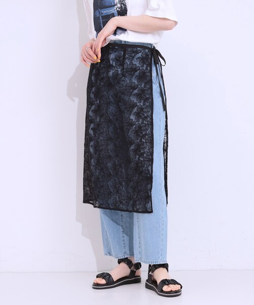 SHOO・LA・RUE(シューラルー)の「【洗える】チュール刺繍ラップスカート(スカート・レディース・アイボリー/ブラック・00)」の2枚目の写真