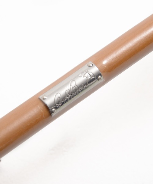 Arnold Palmer（アーノルドパーマー）の「アート総柄 晴雨兼用 シェア 長傘（長傘・レディース・ネイビー/ベージュ・F）」の5枚目の写真