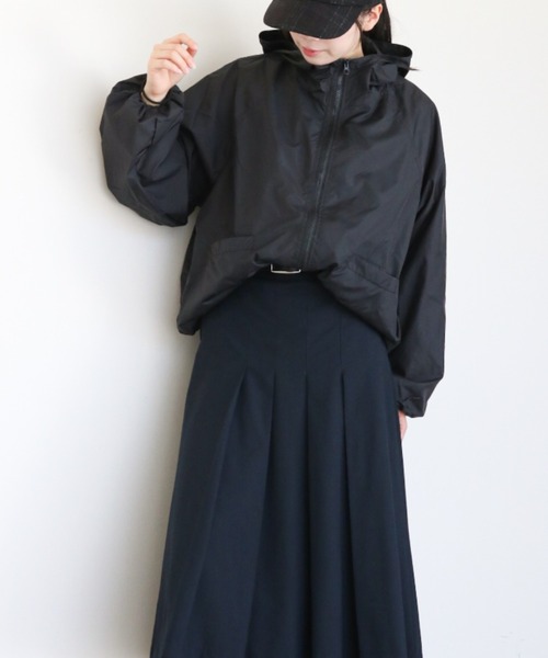 gossip!ロサンゼルス(ゴシップロサンゼルス)の「マウンテンパーカー(マウンテンパーカー・レディース・ブラック/オフホワイト・M/L)」の17枚目の写真