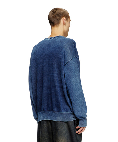 DIESEL(ディーゼル)の「メンズ カーディガン K-FENICAR(カーディガン/ボレロ・メンズ・ブルー・XX-LARGE/LARGE/MEDIUM/SMALL/X-LARGE/X-SMALL)」の4枚目の写真