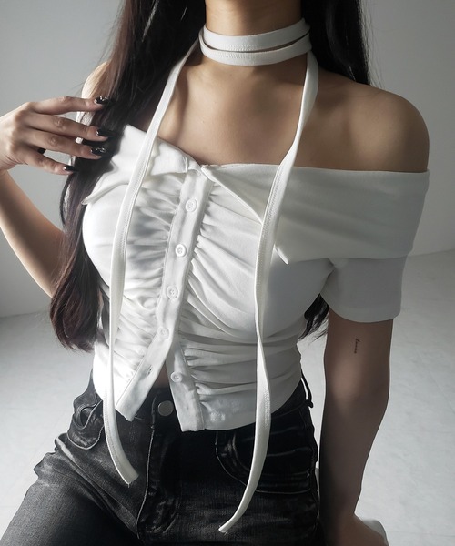 me+em select(ミームセレクト)の「【 3color 】チョーカーロングタイ付き オフショルダータックギャザーTシャツ / choker long tie SET offshoulder tuck gather slim T-shirt(Tシャツ/カットソー・レディース・ブラック/ライトグレー/ホワイト・FREE)」の12枚目の写真
