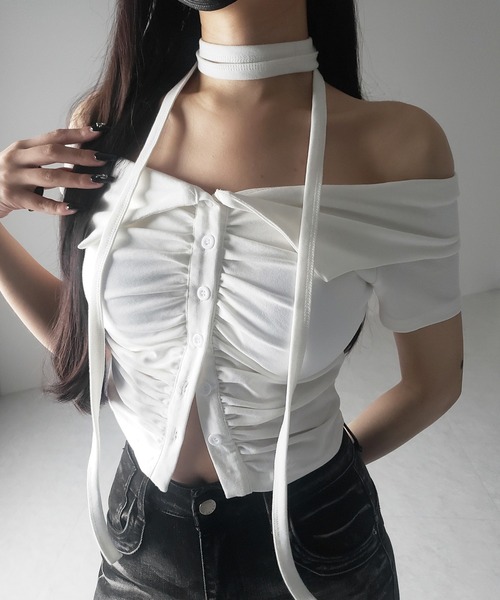 me+em select(ミームセレクト)の「【 3color 】チョーカーロングタイ付き オフショルダータックギャザーTシャツ / choker long tie SET offshoulder tuck gather slim T-shirt(Tシャツ/カットソー・レディース・ブラック/ライトグレー/ホワイト・FREE)」の13枚目の写真