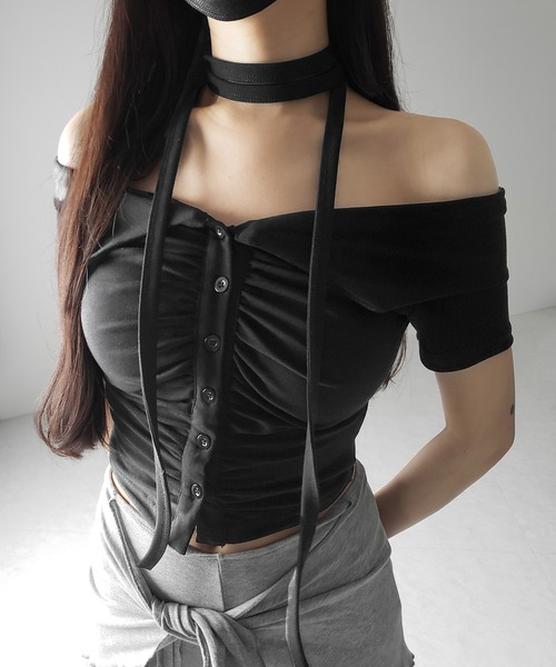 me+em select(ミームセレクト)の「【 3color 】チョーカーロングタイ付き オフショルダータックギャザーTシャツ / choker long tie SET offshoulder tuck gather slim T-shirt(Tシャツ/カットソー・レディース・ブラック/ライトグレー/ホワイト・FREE)」の20枚目の写真