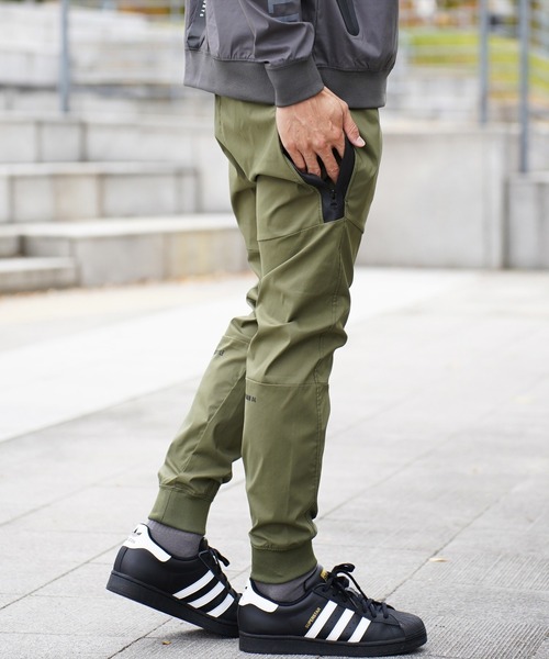 ラグジュゴルフ ゴルフウェア ジョガーパンツ[品番：CMPM0009770]｜WEB  COMPLETE（ウェブコンプリート）のメンズファッション通販｜SHOPLIST（ショップリスト） LUXE/R GOLF ゴルフ ジョガーパンツ　Mサイズ