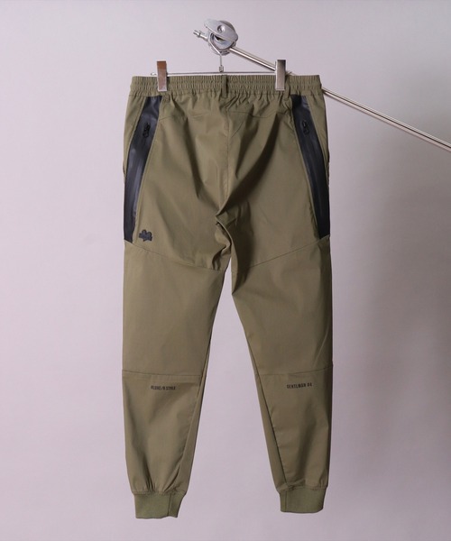 LUXE/R GOLF(ラグジュ ゴルフ)の「(RM)【LUXE/R GOLF】ストレッチ ブロード 防水 ファスナー イージー ジョガーパンツ(チノパンツ・メンズ・チャコールグレー/カーキ/ブラック・L/XL/M)」の21枚目の写真