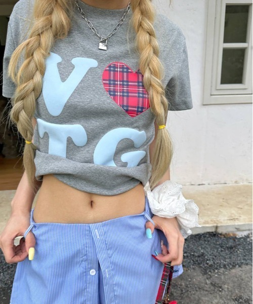 gossip!ロサンゼルス(ゴシップロサンゼルス)の「Y2K ハート チェックグラフィックプリントTシャツ(Tシャツ/カットソー・レディース・グレー/ホワイト・FREE)」の7枚目の写真