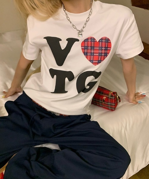 gossip!ロサンゼルス(ゴシップロサンゼルス)の「Y2K ハート チェックグラフィックプリントTシャツ(Tシャツ/カットソー・レディース・グレー/ホワイト・FREE)」の12枚目の写真