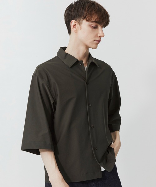 PUBLIC TOKYO（パブリックトウキョウ）の「〈セットアップ対応〉Air tool リラックスハーフスリーブシャツ（シャツ/ブラウス・メンズ・ブラック/カーキ/ダークグレー・1/2）」の17枚目の写真