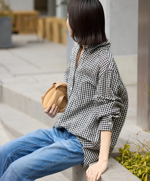 SLOBE IENA（スローブイエナ）の「《追加》リネンコットンレギュラーシャツ（シャツ/ブラウス・レディース・スカイブルー/ブラック系その他/ベージュ/ピンク・FREE）」の5枚目の写真