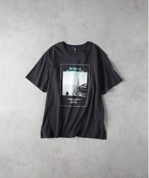 HONEYSUCKLE ROSE(ハニーサックルローズ)【レディース】【店舗で人気】フォトグラフィックＴシャツ
