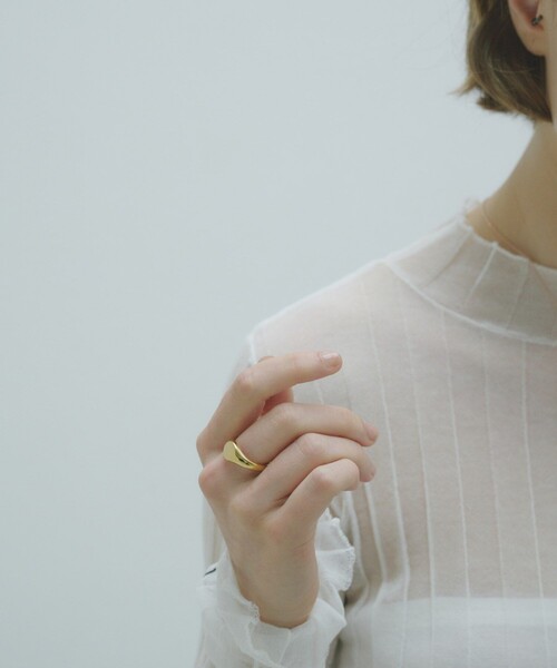 and cloud(アンドクラウド)の「Signet Circle Ring(リング・レディース・ブラック/シルバー/イエローゴールド・19号/15号/17号/13号/11号)」の9枚目の写真