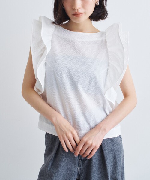 CODE A(コードエー)の「ruffle drama blouse(シャツ/ブラウス・レディース・ネイビー系1/ホワイト/ブラック・00)」の4枚目の写真