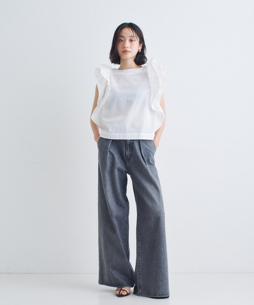 CODE A(コードエー)の「ruffle drama blouse(シャツ/ブラウス・レディース・ネイビー系1/ホワイト/ブラック・00)」の8枚目の写真