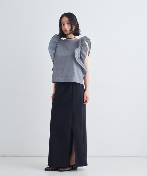 CODE A(コードエー)の「ruffle drama blouse(シャツ/ブラウス・レディース・ネイビー系1/ホワイト/ブラック・00)」の16枚目の写真