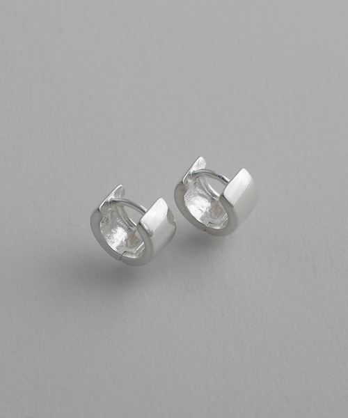 whoseA(フーシー)の「【silver925】RollminiHoopPierce / ロールミニフープピアス(ピアス(両耳用)・メンズ・シルバー/ゴールド・FREE)」の13枚目の写真