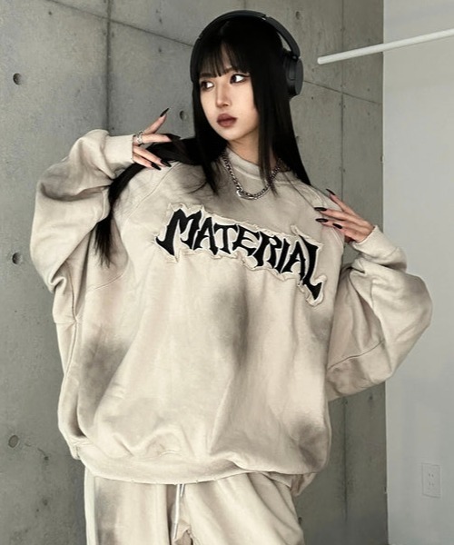 KsG(ケーエスジー)の「ダメージドルマンレタリングスウェット(スウェット・レディース・ベージュ/ブラック・X-LARGE/LARGE/MEDIUM)」の5枚目の写真