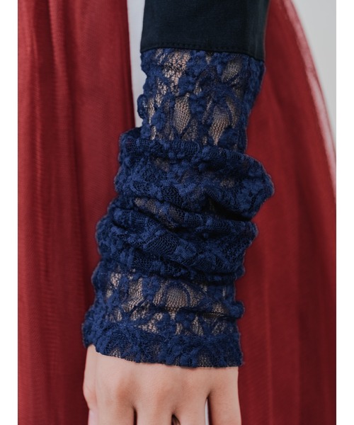 DOLLUPOOPS(ドールアップウップス)の「袖レースロンT(Tシャツ/カットソー・レディース・ブラック/オフホワイト/チャコールグレー・38)」の15枚目の写真