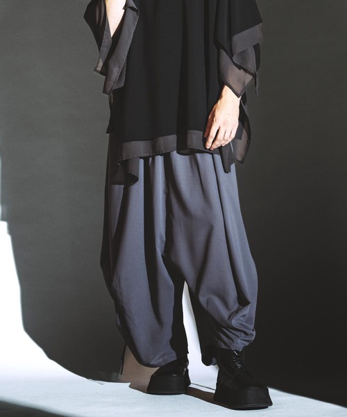 NO ID.(ノーアイディ)の「【NO ID.】Squid Gather Baggy Trousers / Squid ギャザー バギー トラウザーズ(スラックス・メンズ・グレー/ブラック・2/1)」の19枚目の写真