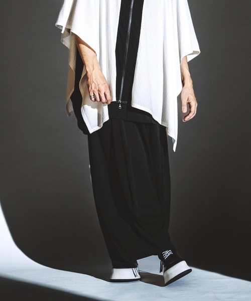 セール】【NO ID.】Squid Gather Baggy Trousers / Squid ギャザー