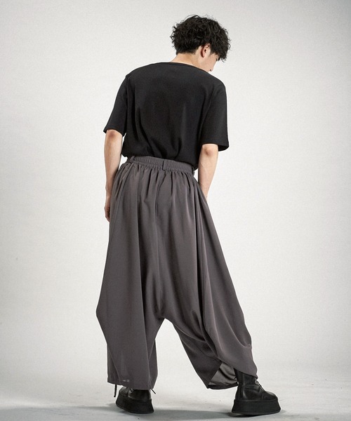 セール】【NO ID.】Squid Gather Baggy Trousers / Squid ギャザー