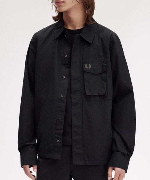 FRED PERRY（フレッドペリー）の「Poplin Overshirt／コットンポプリンオーバーシャツ（シャツ/ブラウス・メンズ・ブラック/ベージュ・M/L）」の21枚目の写真