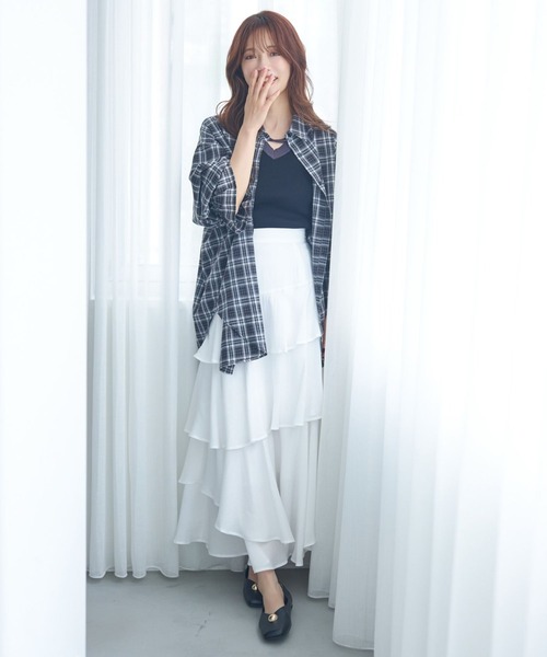 mysty woman（ミスティウーマン）の「2WAY配色ニットタンク　581386（タンクトップ・レディース・ベージュ/ブラック/オフホワイト・FREE）」の7枚目の写真