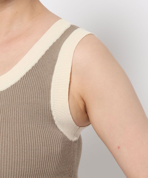 mysty woman（ミスティウーマン）の「2WAY配色ニットタンク　581386（タンクトップ・レディース・ベージュ/ブラック/オフホワイト・FREE）」の13枚目の写真