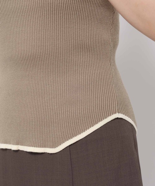 mysty woman（ミスティウーマン）の「2WAY配色ニットタンク　581386（タンクトップ・レディース・ベージュ/ブラック/オフホワイト・FREE）」の14枚目の写真