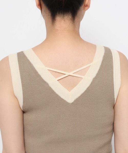 mysty woman（ミスティウーマン）の「2WAY配色ニットタンク　581386（タンクトップ・レディース・ベージュ/ブラック/オフホワイト・FREE）」の15枚目の写真