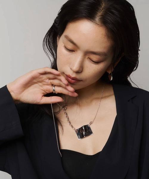 loni（ロニ）の「(loni)Ground Plate Necklace（ネックレス・レディース・シルバー・ONE SIZE）」の14枚目の写真