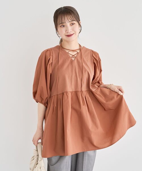 ELENCARE DUE（エレンカーレデュエ）の「・ELENCARE DUE 2wayボリュームチュニック（チュニック・レディース・オフホワイト/ブラック/ブラウン/ベージュ・FREE）」の18枚目の写真