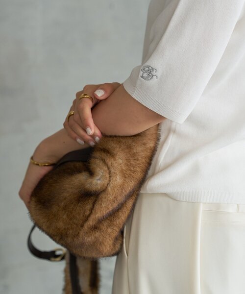 RIVE DROITE(リヴドロワ)の「【接触冷感】ゴブソデニットTee(ニット/セーター・レディース・オフホワイト/ブラック/バーガンディー・FREE)」の11枚目の写真