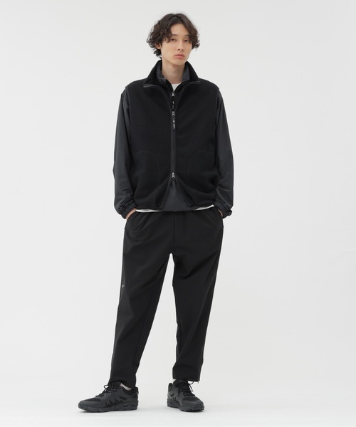 MARGARET HOWELL（マーガレットハウエル）の「STRETCH POLYESTER HEAVY POPLIN（その他パンツ・メンズ・ブラック・X-LARGE/SMALL/MEDIUM/LARGE）」の3枚目の写真