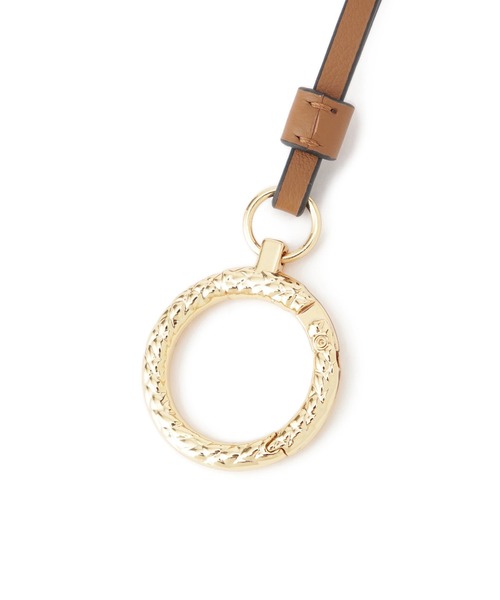 ROPE'（ロペ）の「【teau・牛革】panier rope ring holder（キー/バッグチャーム・サンプラス/メガネホルダー）（チャーム・レディース・キャメル/ブラック・FREE）」の4枚目の写真