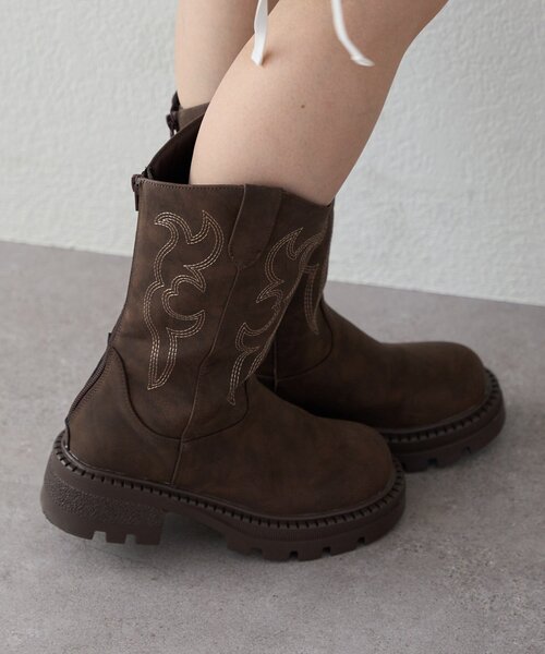 w closet(ダブルクローゼット)の「【25AW】ウエスタンブーツ(ブーツ・レディース・ブラウン/キャメル・MEDIUM/LARGE)」の2枚目の写真