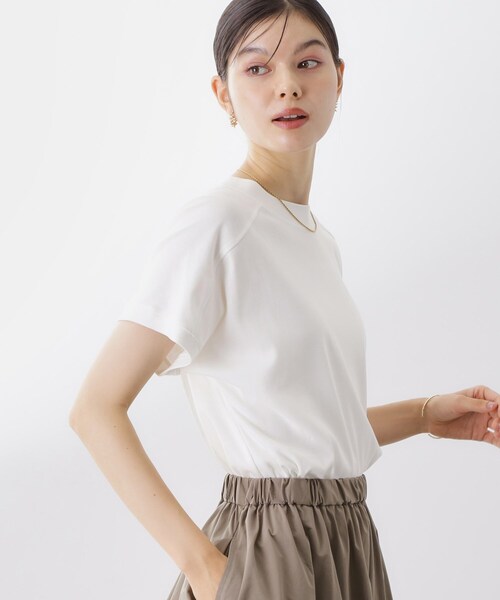 THE SHOP TK （ザ ショップ ティーケー ）の「【汗染み防止】ラグランスリーブTシャツ【洗濯機OK/UVケア】（Tシャツ/カットソー・レディース・オフホワイト/ブラウン系/サックスブルー/スミクロ・12/13）」の5枚目の写真