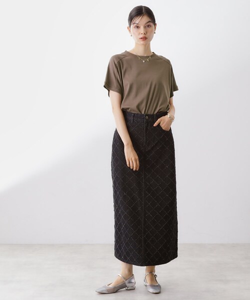 THE SHOP TK （ザ ショップ ティーケー ）の「【汗染み防止】ラグランスリーブTシャツ【洗濯機OK/UVケア】（Tシャツ/カットソー・レディース・オフホワイト/ブラウン系/サックスブルー/スミクロ・12/13）」の14枚目の写真