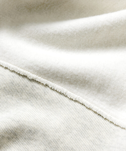 Champion(チャンピオン)の「Champion/チャンピオン 別注 REVERSE WEAVE SNAP SWEAT JACKET/リバースウィーブ スナップ スウェット ジャケット/ノーカラー ジャケット(スウェット・メンズ・その他1/ライトグレー/ブラック・SMALL/MEDIUM/LARGE)」の4枚目の写真