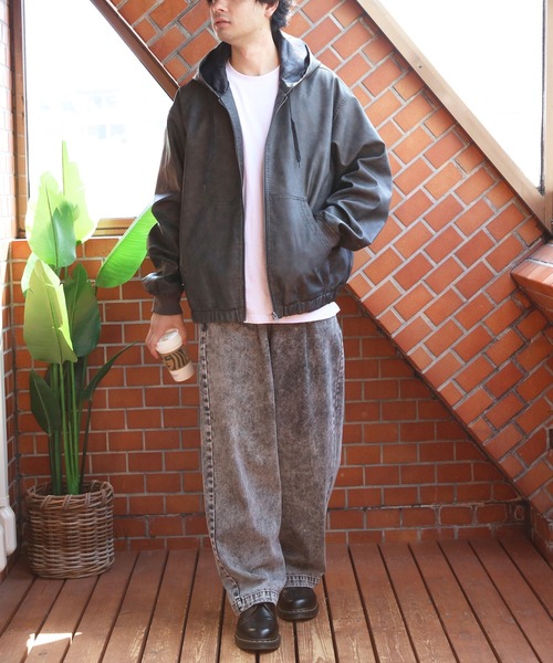 8(eight)(エイト)の「ウォッシュ合皮ジップパーカーブルゾン(ブルゾン・メンズ・ブラック/ブラウン・MEDIUM/LARGE)」の19枚目の写真