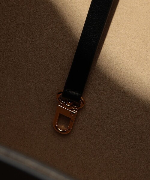 TOMORROWLAND （トゥモローランド）の「REE PROJECTS CLARE TOTE LARGE バッグ（トートバッグ・レディース・ブラック・FREE）」の12枚目の写真