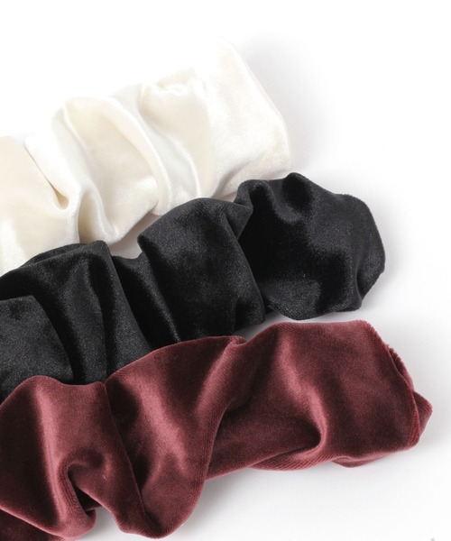 GLOBAL WORK（グローバルワーク）の「ベロアパチパチヘアカフ/597835（その他ヘアアクセサリー・レディース・ベージュ/ネイビー/ホワイト/レッド/ダークブラウン/ブラック・FREE）」の9枚目の写真