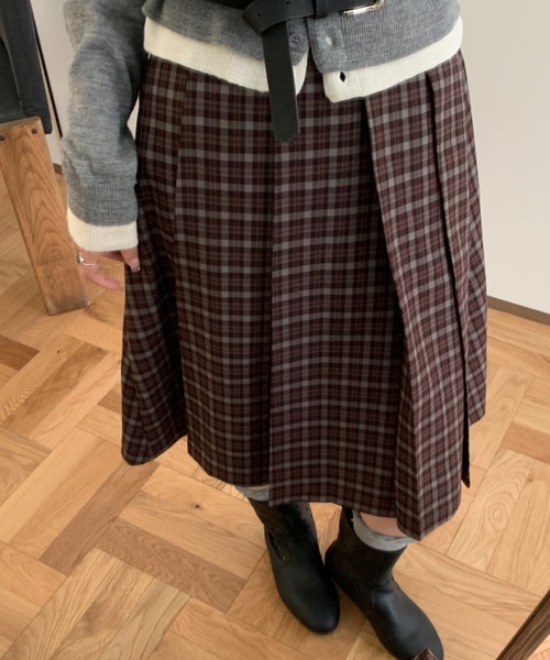 LAC-VERT（ラック・ヴェール）の「チェック柄ミディ丈プリーツスカート（スカート・レディース・ネイビー/ブラウン・FREE）」の7枚目の写真