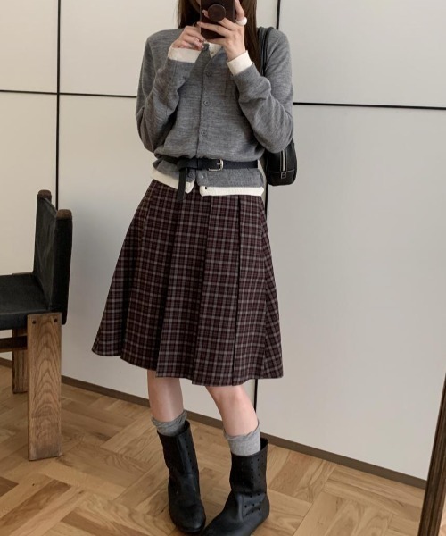 LAC-VERT（ラック・ヴェール）の「チェック柄ミディ丈プリーツスカート（スカート・レディース・ネイビー/ブラウン・FREE）」の9枚目の写真